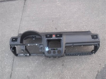 DESKA ROZDZIELCZA VW GOLF V 1.6 MPI