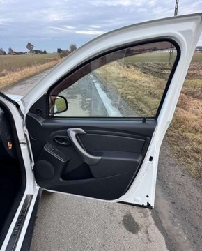 Dacia Duster I SUV Facelifting 1.5 dCi (Euro 6) 90KM 2016 Dacia Duster Dacia Duster 1.5 dCi Laureate 1.5 Diesel 90KM, zdjęcie 17