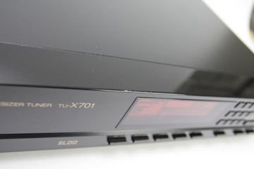 Тюнер SANSUI TU-X701