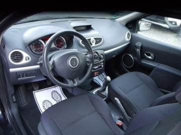 Renault Clio III Hatchback 5d 1.5 dCi 86KM 2006 Renault Clio klima Stan b.dobry bez rdzy i korozji, zdjęcie 18