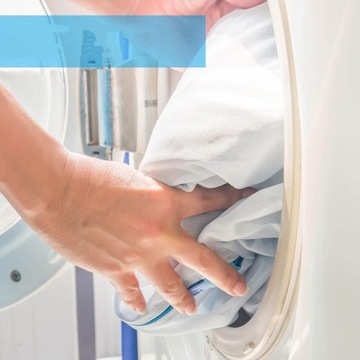 МЯГКАЯ ПОДУШКА ДЛЯ ВАННЫ С ТЕХНОЛОГИЕЙ 4D AIR-MESH И 6 МОЩНЫМИ ПРИСОСАМИ