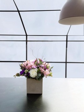 КРЫШКА ДЛЯ ЦВЕТОЧНОГО ВАЗОНА БЕТОННАЯ КВАДРАТНАЯ 16см СЕРАЯ