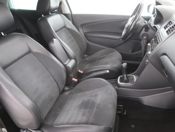 Volkswagen Polo V Hatchback 5d 1.2 TSI 105KM 2010 VW Polo 1.2 TSI, Klima, Klimatronic, Tempomat, zdjęcie 8