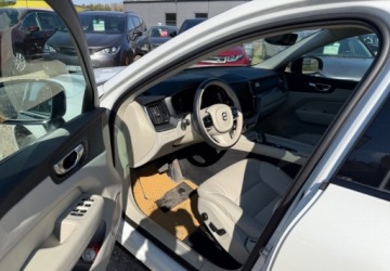 Volvo XC60 II 2024 Volvo XC 60 Dark Core Plus 2.0 Benzyna 264KM, zdjęcie 28