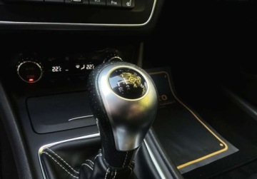 Mercedes Klasa A W176 Hatchback 5d 1.6 200 BlueEFFICIENCY 156KM 2014 Mercedes-Benz Klasa A 1.6 156 KM gwarancja 136 tys km bezwypadkowy ma, zdjęcie 30