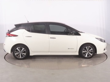 Nissan Leaf II Hatchback Elektryczny 40kWh 150KM 2018 Nissan Leaf 40 kWh, SoH 89%, Automat, VAT 23%, zdjęcie 5