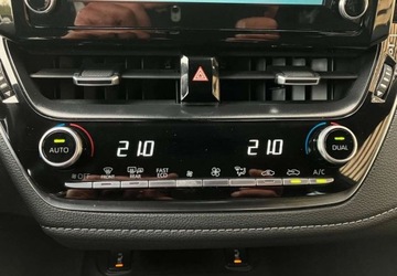 Toyota Corolla XII Hatchback 1.8 Hybrid 122KM 2022 Toyota Corolla Toyota Corolla 1.8 Hybrid Comfort 1.8 Hybryda 122KM, zdjęcie 27