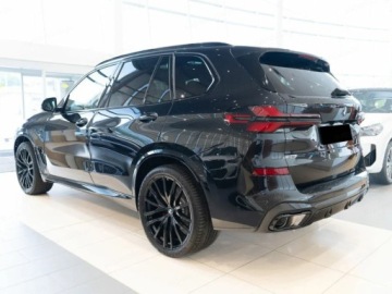 BMW X5 G05 SUV Facelifting 3.0 30d 298KM 2025 BMW X5 xDrive30d Sport Suv 3.0 (298KM) 2025, zdjęcie 2