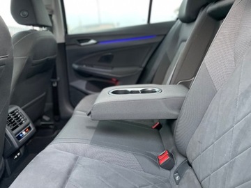 Volkswagen Golf VIII Hatchback 1.5 TSI EVO 150KM 2021 Volkswagen Golf 1.5 TSI EVO 150 KM STYLE BEZWYPADKOWY I- WLASCICIEL, zdjęcie 22