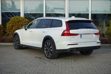 Volvo V40 II 2019 Volvo V60 Cross Country salonPL AWD Panorama Kamera Klima 4stref. ACC, zdjęcie 3