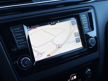 Skoda Rapid II Liftback Facelifting 1.0 TSI 110KM 2018 Skoda Rapid Spaceback 1.0 TSI, Salon Polska, Navi, zdjęcie 11