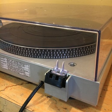 Проигрыватель проигрывателей Technics SL-B2