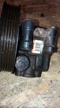 FORD MONDEO MK III 1,8 16V 04 ČERPADLO SERVA