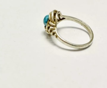 СЕРЕБРЯНОЕ КОЛЬЦО (925) 2,73 G РАЗМЕР 18Q