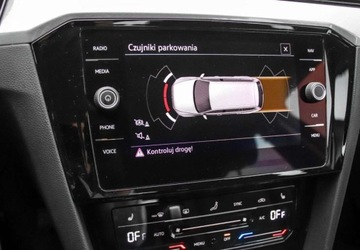 Volkswagen Passat B8 Variant Facelifting 2.0 TDI SCR 200KM 2023 Volkswagen Passat 2.0TDI 150KM Business DSG, Podgrzewane Fotele, Tempomat, zdjęcie 16