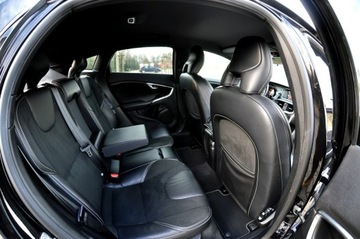 Volvo V40 II Hatchback Facelifting 2.0 D2 120KM 2017 Volvo V40 LiFt Full Led R-Design Digital Alcantara, zdjęcie 19