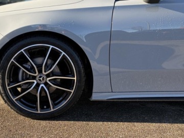 Mercedes Klasa A W177/V177 Hatchback Facelifting 1.3 200 163KM 2025 MERCEDES-BENZ A Klasa 200 AMG Line 1.3 (163KM) 2025, zdjęcie 3