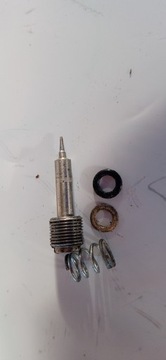 SUZUKI GS 500 ВИНТ РЕГУЛИРОВКИ ВОЗДУШНОЙ СМЕСИ ЖИЛЬНЫЙ КАРБЮРАТОР КАРБЮРАТОР