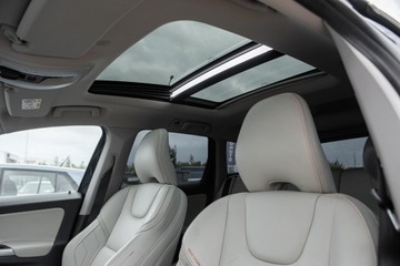 Volvo XC60 II Crossover D4 190KM 2017 Volvo XC60 Ocean Race 2.0 D4 190PS AWD Full Opcja! rej. PL Piękny Zadbany!, zdjęcie 9