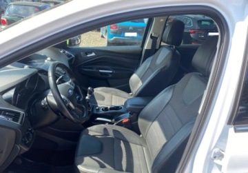 Ford Kuga II SUV 1.5 EcoBoost 150KM 2015 Ford Kuga 1.5B 150KM stan idealny bezwypadkowy Titanium 1.5 Benzyna 150KM, zdjęcie 13