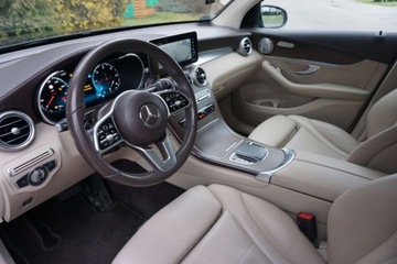 Mercedes GLC C253 SUV Facelifting 2.0 220d 194KM 2019 Mercedes-Benz GLC 4-Matic 1rej. 2020 Kamera 360 Tempomat Multibeam LED, zdjęcie 7