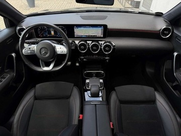 Mercedes Klasa A W177/V177 Hatchback 1.3 200 163KM 2019 Mercedes-Benz Klasa A A200 163KM 7G-DCT AMG-Line FULL Led SSU 1.3, zdjęcie 7