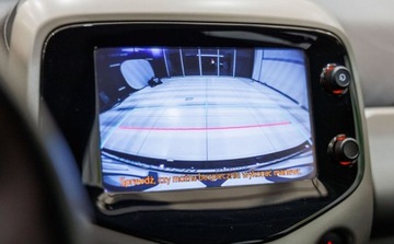 Toyota Aygo II Hatchback 5d 1.0 VVT-i 69KM 2017 Toyota Aygo 1.0 VVT-i X-play Benzyna 69KM, zdjęcie 28