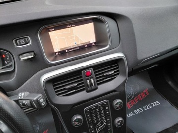 Volvo V40 II 2018 Volvo V40 R Design Automat Navi Kamera Led 1.5 Benzyna 122KM, zdjęcie 20