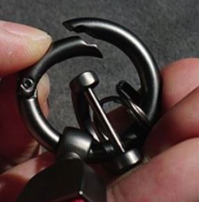 Брелок Alfa Romeo - Цвет Трио