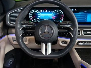 Mercedes GLS X167 SUV Facelifting 3.0 450d 367KM 2025 MERCEDES-BENZ GLS 450 d 4-MATIC AMG Line 3.0 (367KM) 2025, zdjęcie 9