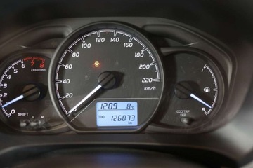 Toyota Yaris III Hatchback 5d Facelifting 2017 1.0 VVT-i 72KM 2020 Toyota Yaris 1.0 Active BenzynaLPG 72KM, zdjęcie 6