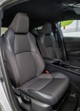 Toyota C-HR I Crossover Facelifting 1.8 Hybrid 122KM 2022 Toyota C-HR 1.8 Hybrid Style 1.8 Hybryda 122KM, zdjęcie 21