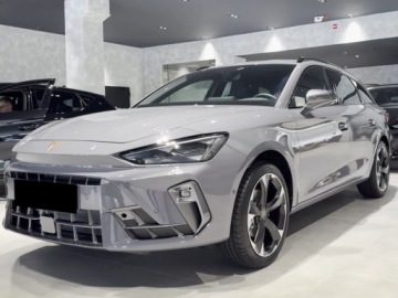 Cupra Leon II Sportstourer Facelifting 1.5 TSI 150KM 2025 CUPRA Leon 1.5 TSI Combi 150KM 2025, zdjęcie 1