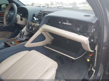 Bentley Bentayga 2021 Bentley Bentayga V8 2021 4.0l, zdjęcie 9