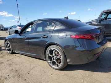 Alfa Romeo Giulia II Sedan Facelifting 2.0 Turbo 280KM 2023 Alfa Romeo Giulia Ti 2023 2.0l 2.0 Benzyna 280KM, zdjęcie 1