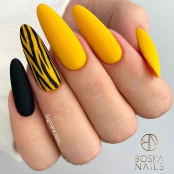 Лак для ногтей Boska Nails Черный гибридный 6 мл Black Hell 302