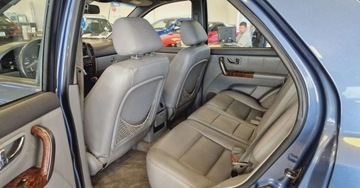 Kia Sorento I 2.5 CRDi 140KM 2004 Kia Sorento 2.5 CRDI 140KM 4x4 Skorzana tapicerka Hak 2.5 Diesel 140KM, zdjęcie 8
