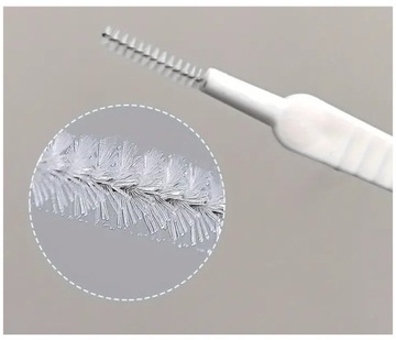 2 щетки для чистки телефонных портов и 2 крышки порта USB C