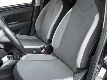 Toyota Aygo II Hatchback 3d Facelifting 1.0 VVT-i 72KM 2019 Toyota Aygo GD5L530#1.0 VVT-i X-play Ekran, zdjęcie 11