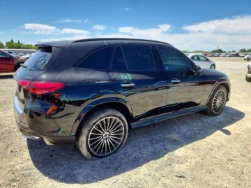 Mercedes GLC C254/X254 2024 Mercedes-Benz GLC Glc 300 4matic 2024 2.0 Benzyna 255KM, zdjęcie 3