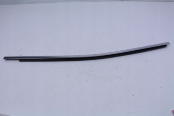 ОБЛИЦОВКА ОКНА RENAULT CLIO V 828211593R