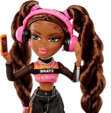 Модная кукла Bratz Alwayz Sasha с аксессуарами MGA.