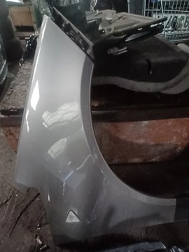 BLATNÍK PRAVÝ MITSUBISHI COLT