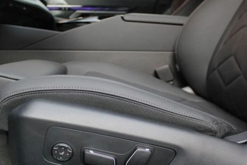 BMW Seria 5 G90-91 Sedan Plug-In 2.0 30e 299KM 2023 BMW Seria 5 530e Sedan 2.0 (299KM) 2023, zdjęcie 7