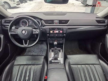 Skoda Superb III Kombi 2.0 TDI 190KM 2017 Skoda Superb 2.0 TDI 190KM Automat Laurin Klement Canton 2.0 Diesel 190KM, zdjęcie 12