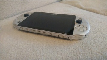 Konsola PS Vita slim