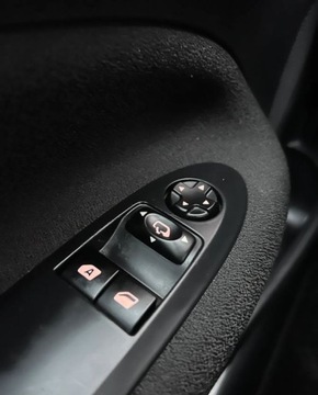 DS 3 Hatchback (Citroen) 1.6 VTi 120KM 2013 Citroen DS3 Automat Salon PL Car Play Klimatronik Gwarancja w cenie Warsza, zdjęcie 19