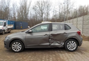 Volkswagen Polo VI Hatchback 5d 1.0 TSI 95KM 2021 Volkswagen Polo Okazja Benzyna 95KM, zdjęcie 5