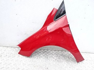 BLATNÍK LEVÝ PŘEDNÍ MERCEDES W246 TŘÍDA B 589