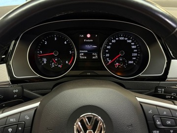 Volkswagen Passat B8 Variant 2.0 TDI BlueMotion SCR 190KM 2019 Volkswagen Passat Volkswagen Passat, zdjęcie 26